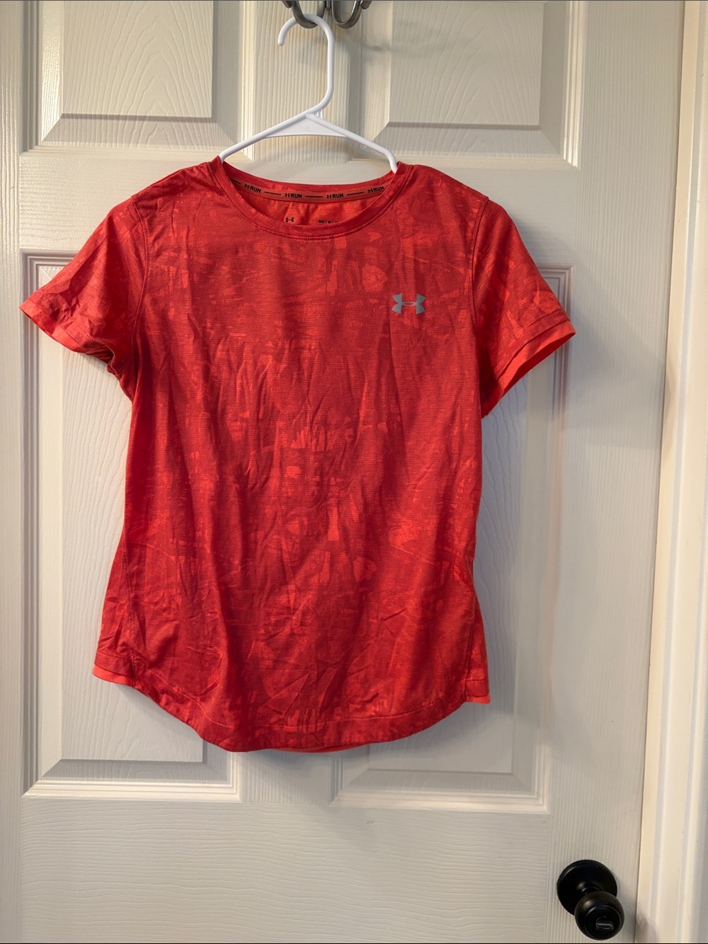 Under Armour Coral-Red Run HeatGear Short Sleeve Tee